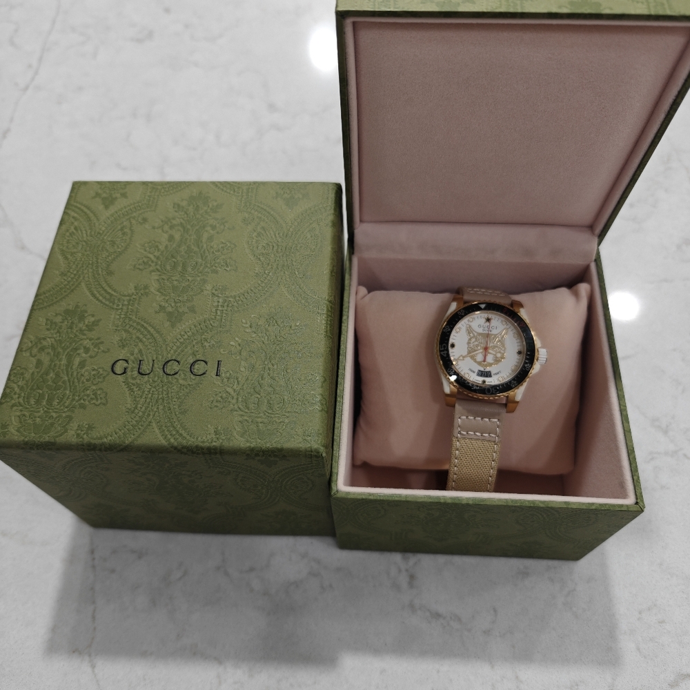 GUCCI Dive Watch - Picture 2 of 7